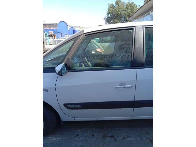 Recambio de puerta delantera izquierda para renault espace iv (jk0/1_) 2.2 dci (jk0h) referencia OEM IAM 7751473077  