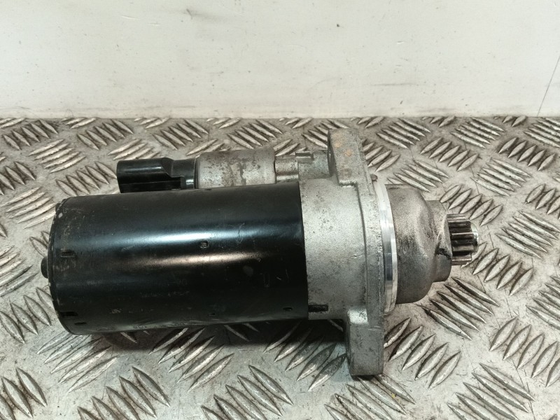 Recambio de motor arranque para volkswagen polo iv (9n_, 9a_) 1.4 tdi referencia OEM IAM 0001123018  