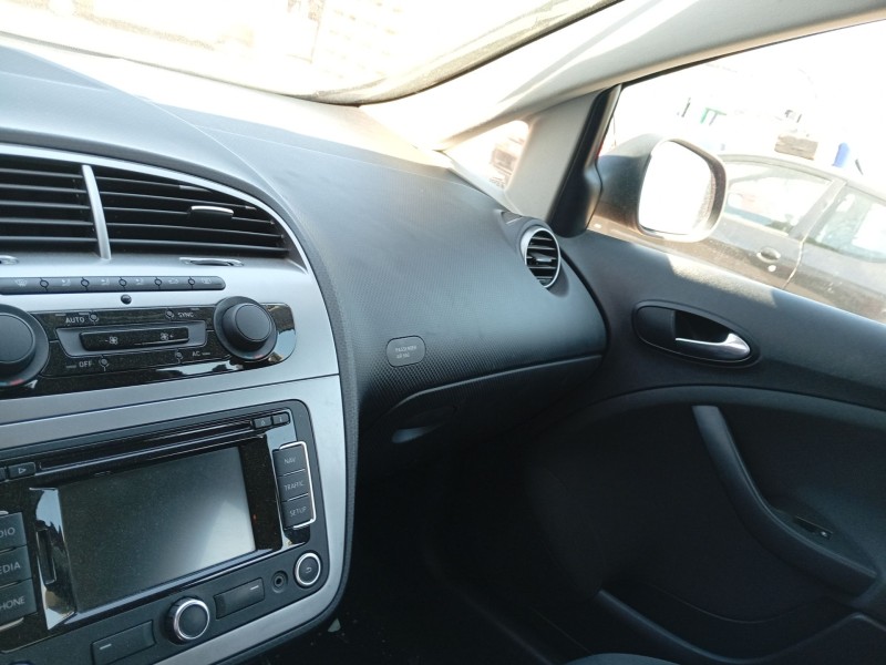 Recambio de airbag delantero derecho para seat altea xl (5p5, 5p8) 1.6 tdi referencia OEM IAM 5P0880204F  