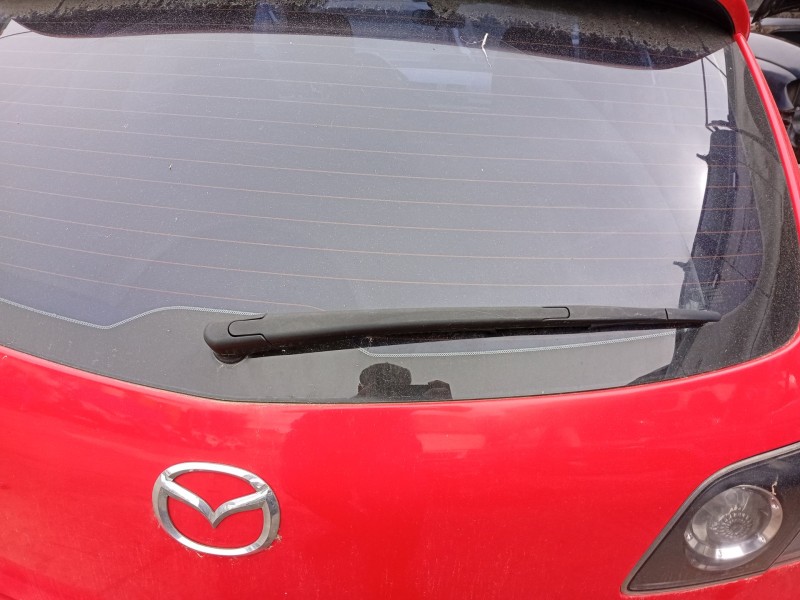 Recambio de brazo limpia trasero para mazda 3 (bk) 1.6 (bk14) referencia OEM IAM BP4K67421  