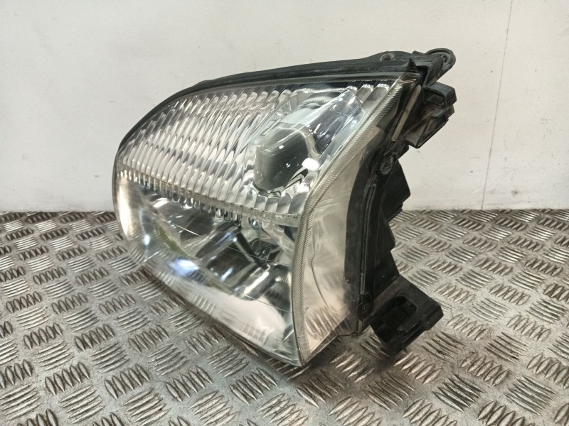 Recambio de faro izquierdo para nissan x-trail i (t30) 2.2 di 4x4 referencia OEM IAM 260608H925  