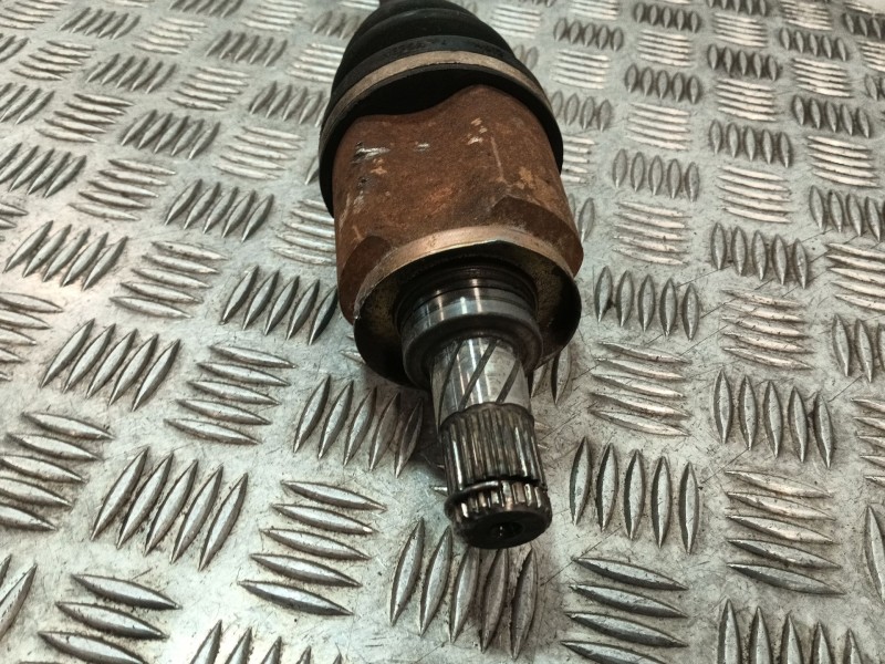 Recambio de transmision delantera izquierda para nissan almera ii hatchback (n16) 1.5 referencia OEM IAM   