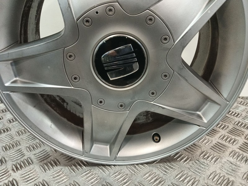 Recambio de llanta para seat toledo (1m2) referencia OEM IAM 1M0601025F  