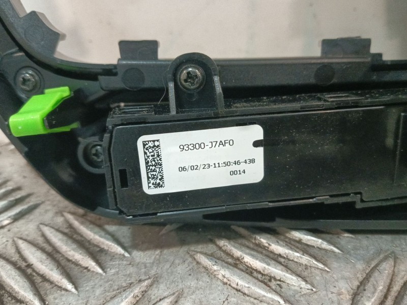 Recambio de moldura para kia xceed (cd) 1.5 t-gdi mhev referencia OEM IAM 84615J7000 93300J7AF0 