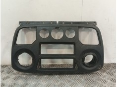 Recambio de moldura para renault master iii master iii referencia OEM IAM 682600025R  