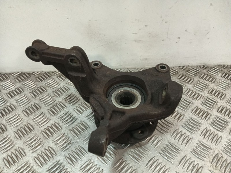 Recambio de mangueta delantera izquierda para dacia duster (hs_) 1.5 dci referencia OEM IAM 8200881824  