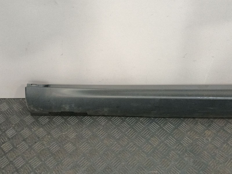 Recambio de faldon lateral para citroën c4 cactus 1.2 vti 82 referencia OEM IAM 9801521880  