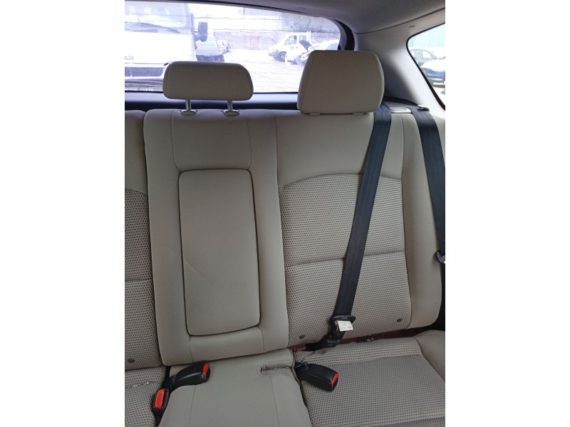 Recambio de cinturon seguridad trasero central para mazda 3 (bk) 1.6 (bk14) referencia OEM IAM BP4K57740H02  