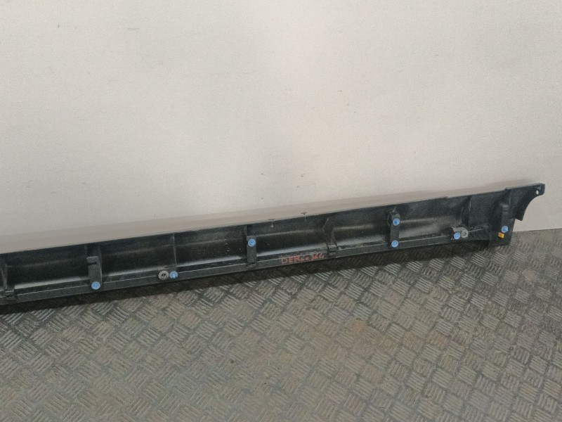 Recambio de faldon lateral para citroën c4 cactus 1.2 vti 82 referencia OEM IAM 9801521880  