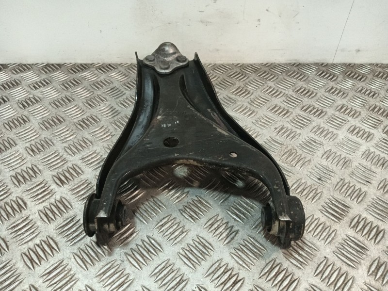 Recambio de brazo suspension inferior delantero izquierdo para dacia duster referencia OEM IAM   