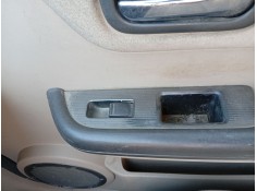 Recambio de mando elevalunas delantero derecho para nissan x-trail i (t30) 2.2 di 4x4 referencia OEM IAM 80960E0400X  