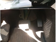 Recambio de pedal acelerador para mercedes-benz clase a (w176) a 180 (176.042) referencia OEM IAM 2463001404  