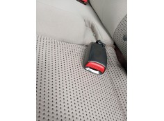 Recambio de enganche cinturon trasero izquierdo para mazda 3 (bk) 1.6 (bk14) referencia OEM IAM   