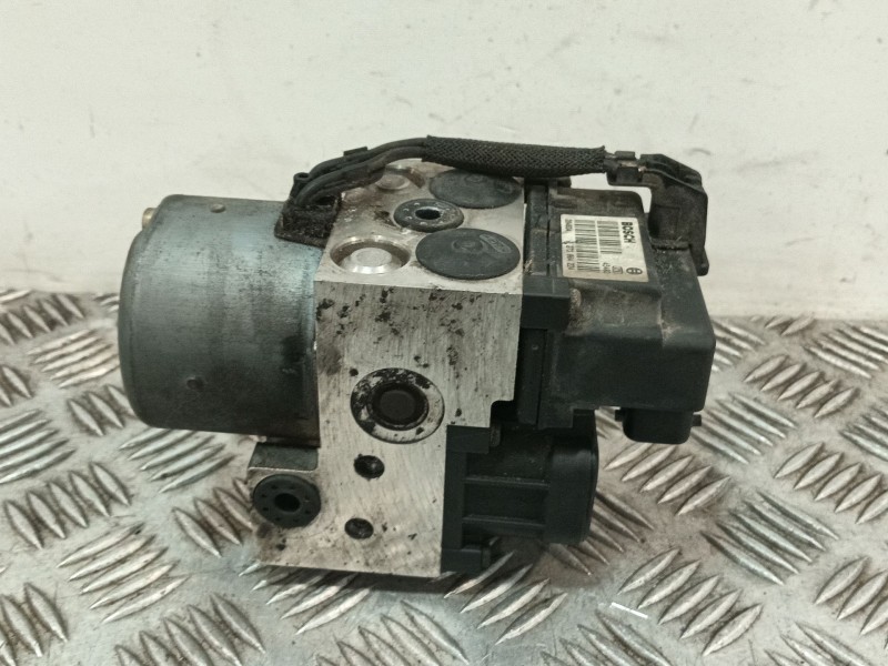 Recambio de abs para volvo v40 station wagon (645) 1.9 di referencia OEM IAM 0273004224 30857585 