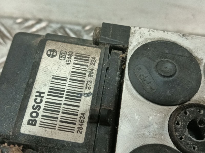 Recambio de abs para volvo v40 station wagon (645) 1.9 di referencia OEM IAM 0273004224 30857585 