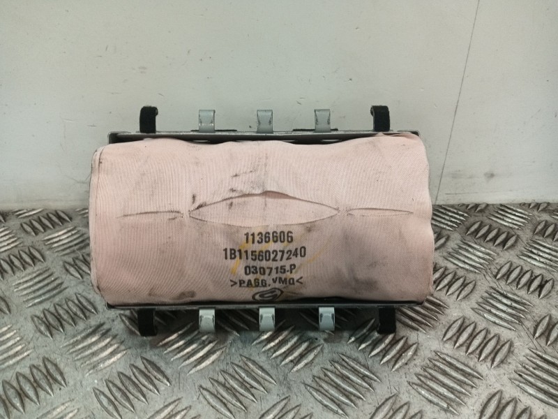 Recambio de airbag delantero derecho para toyota yaris (_p9_) 1.4 d-4d (nlp90_) referencia OEM IAM PAB31023  