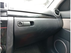 Recambio de guantera para mazda 3 (bk) 1.6 (bk14) referencia OEM IAM BP4K64161  