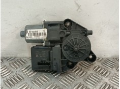 Recambio de motor elevalunas trasero izquierdo para renault scenic iii 1.2 16v referencia OEM IAM 827310166R  