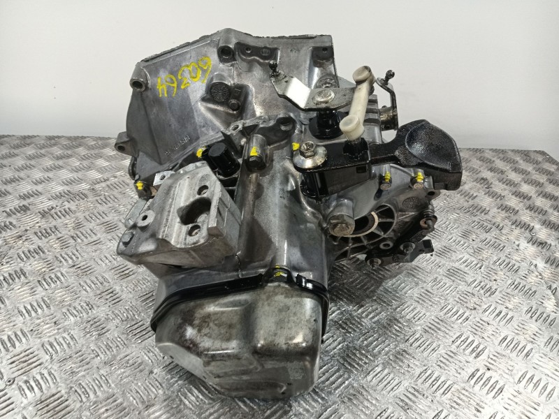 Recambio de caja cambios para citroën c4 cactus 1.2 vti 82 referencia OEM IAM 20CR15  