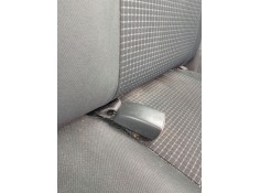 Recambio de enganche cinturon trasero izquierdo para suzuki swift iii (mz, ez) 1.3 ddis (rs 413d) referencia OEM IAM   