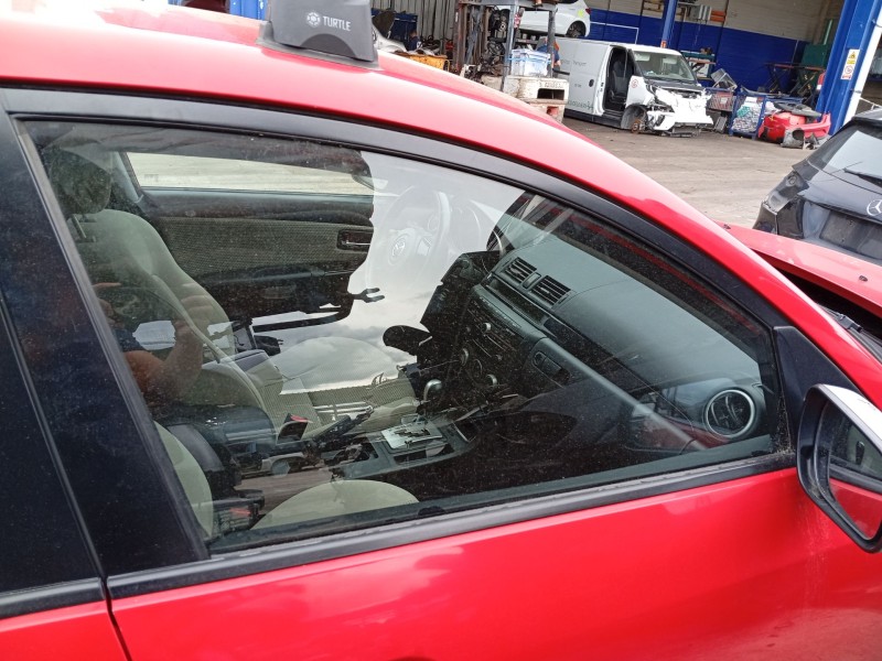 Recambio de luna delantera derecha para mazda 3 (bk) 1.6 (bk14) referencia OEM IAM BP4K58511C  