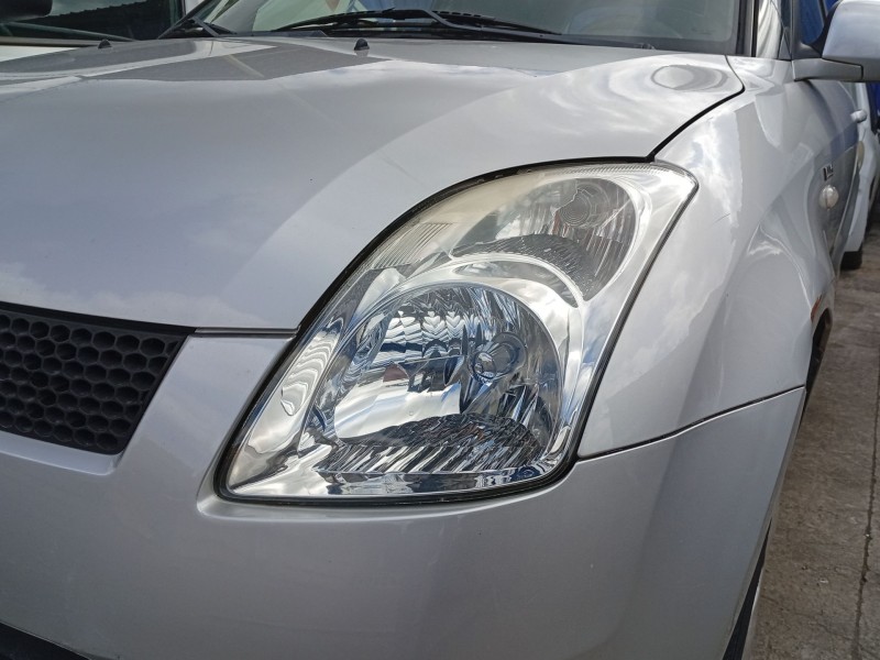 Recambio de faro izquierdo para suzuki swift iii (mz, ez) 1.3 ddis (rs 413d) referencia OEM IAM 3532062J11000  