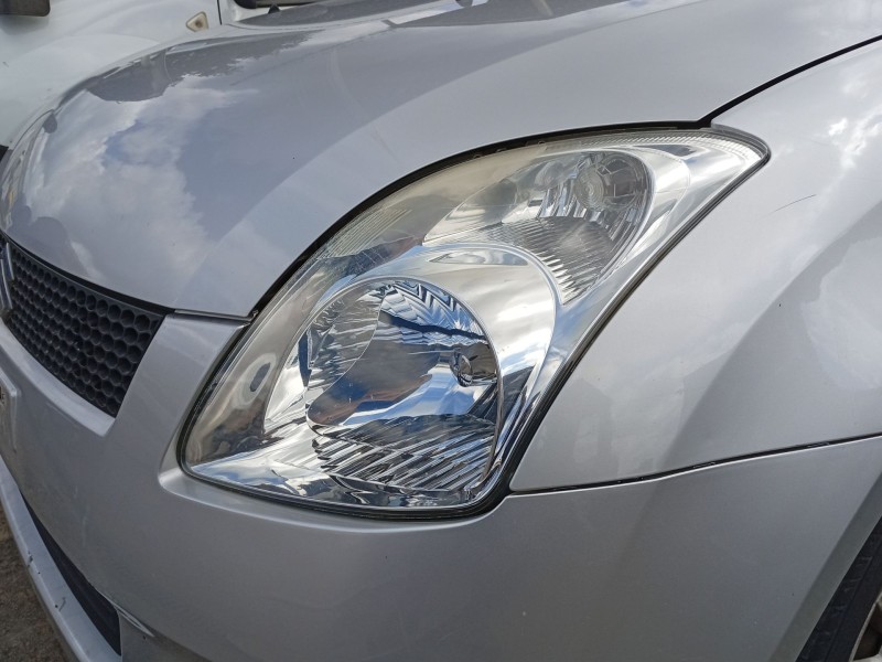 Recambio de faro izquierdo para suzuki swift iii (mz, ez) 1.3 ddis (rs 413d) referencia OEM IAM 3532062J11000  