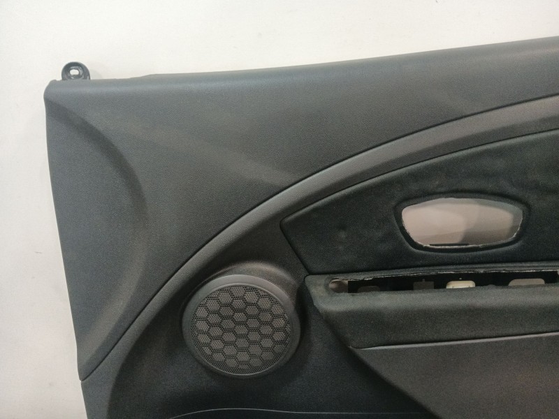 Recambio de guarnecido puerta delantera derecha para renault megane iii berlina 5 p referencia OEM IAM 156042761A  