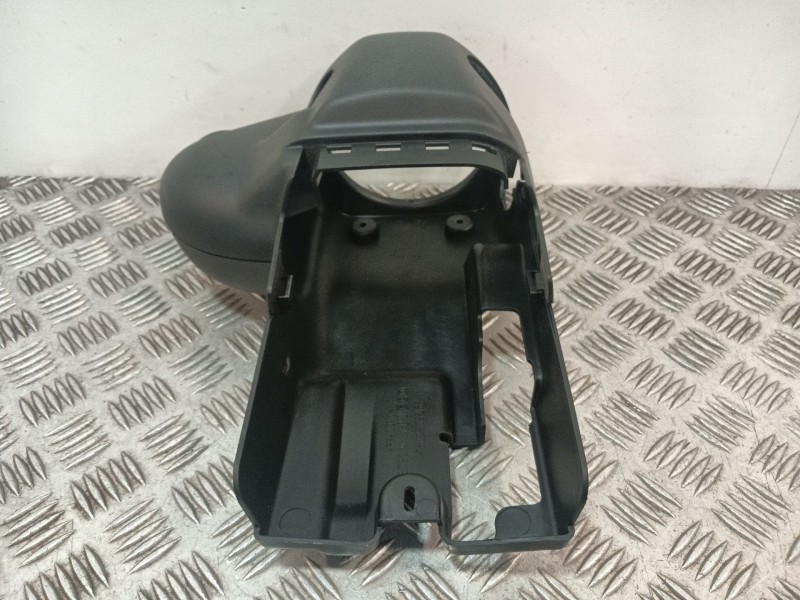 Recambio de moldura para iveco daily vi furgoneta 35s18, 35c18, 40c18, 50c18, 60c18, 65c18, 70c18 referencia OEM IAM 5802308268 