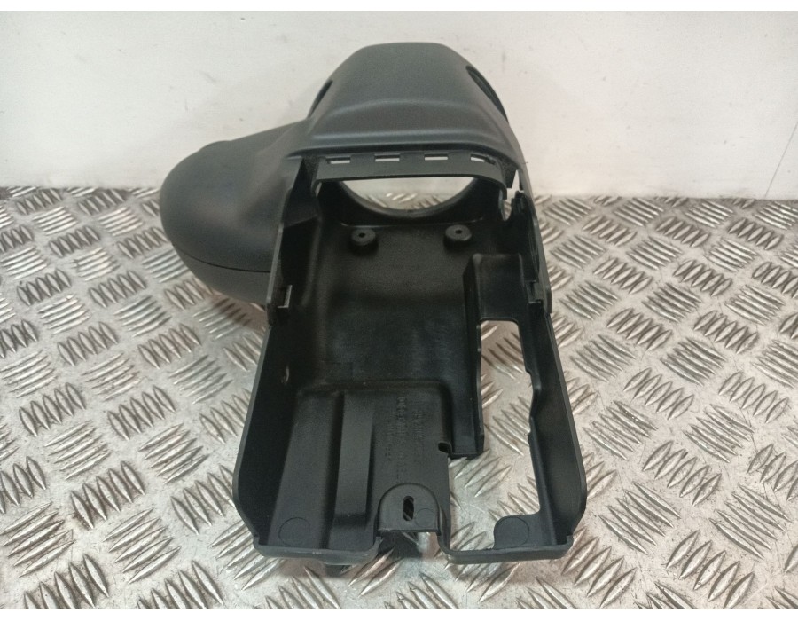 Recambio de moldura para iveco daily vi furgoneta 35s18, 35c18, 40c18, 50c18, 60c18, 65c18, 70c18 referencia OEM IAM 5802308268 