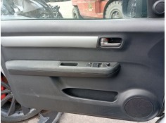 Recambio de guarnecido puerta delantera izquierda para suzuki swift iii (mz, ez) 1.3 ddis (rs 413d) referencia OEM IAM 8372162JA