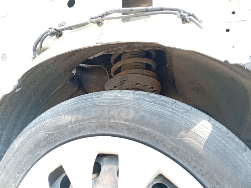 Recambio de amortiguador delantero derecho para kia carens iv 1.7 crdi referencia OEM IAM 54660A4800  