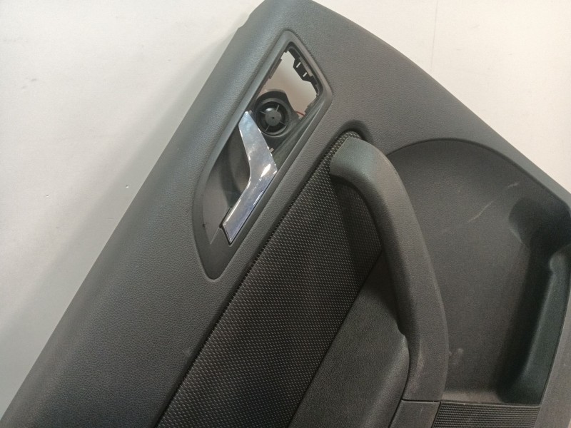 Recambio de guarnecido puerta trasera izquierda para skoda yeti (5l) 1.2 tsi referencia OEM IAM 5L0867211 5L0867209H 