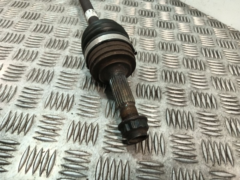 Recambio de transmision delantera derecha para toyota aygo (_b1_) 1.0 (kgb10_) referencia OEM IAM 434100H010A  