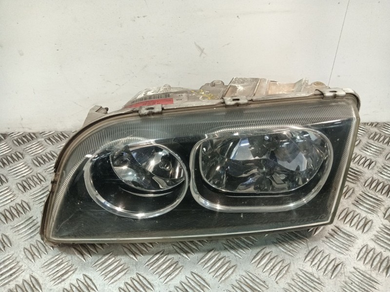 Recambio de faro izquierdo para volvo v40 station wagon (645) 1.9 di referencia OEM IAM 1AG247002  