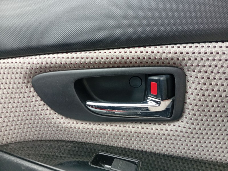 Recambio de maneta interior delantera derecha para mazda 3 (bk) 1.6 (bk14) referencia OEM IAM D35058330E02  