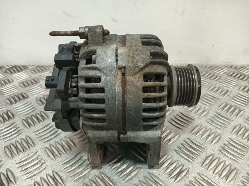 Recambio de alternador para renault clio iii referencia OEM IAM 231008578R 0124425093 