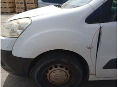 Recambio de aleta delantera izquierda para peugeot partner furgoneta/monovolumen 1.6 hdi referencia OEM IAM 7840W2  