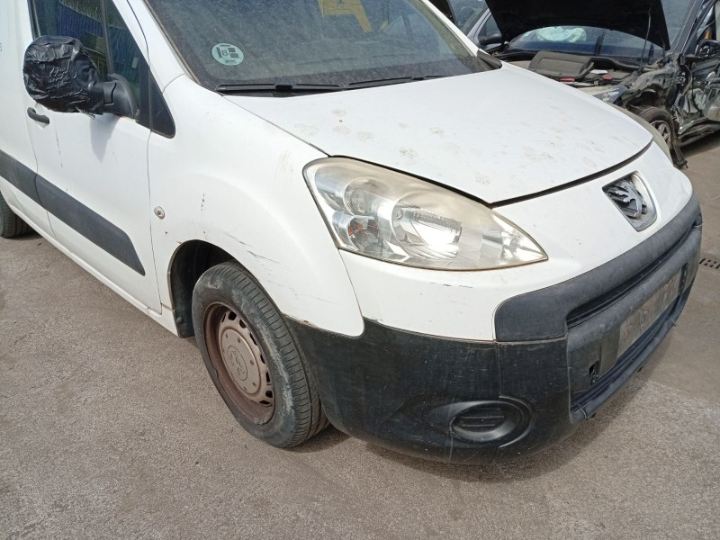 Recambio de amortiguador delantero derecho para peugeot partner furgoneta/monovolumen 1.6 hdi referencia OEM IAM 520882  