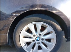 Recambio de paso de rueda trasero izquierdo para bmw 1 (e81) 118 d referencia OEM IAM 51717123523  
