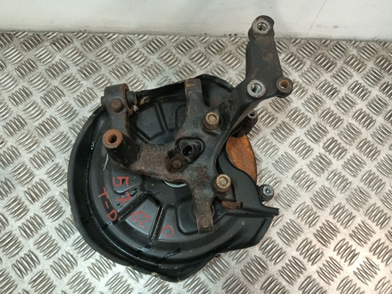 Recambio de mangueta trasera derecha para volkswagen golf vi (5k1) 1.6 tdi dpf referencia OEM IAM   