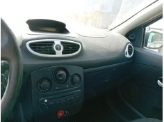 Recambio de airbag delantero derecho para renault clio iii (br0/1, cr0/1) 1.5 dci referencia OEM IAM 8200788814  