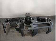 Recambio de salpicadero para iveco daily vi furgoneta 35s18, 35c18, 40c18, 50c18, 60c18, 65c18, 70c18 referencia OEM IAM 5801544