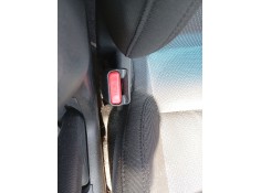 Recambio de enganche cinturon delantero izquierdo para kia carens iv 1.7 crdi referencia OEM IAM   