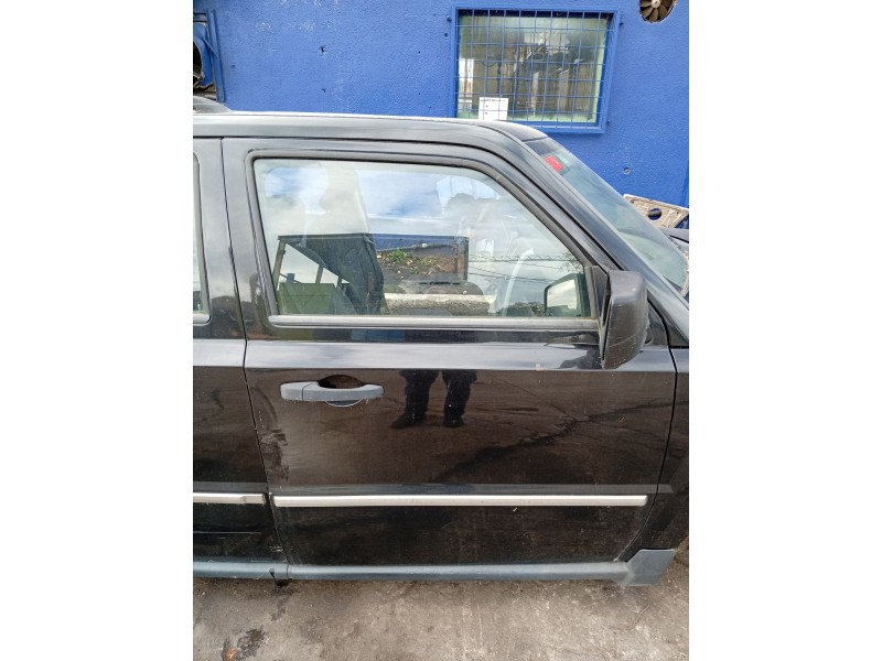 Recambio de puerta delantera derecha para jeep patriot 2.0 crd cat referencia OEM IAM 5067712AC  