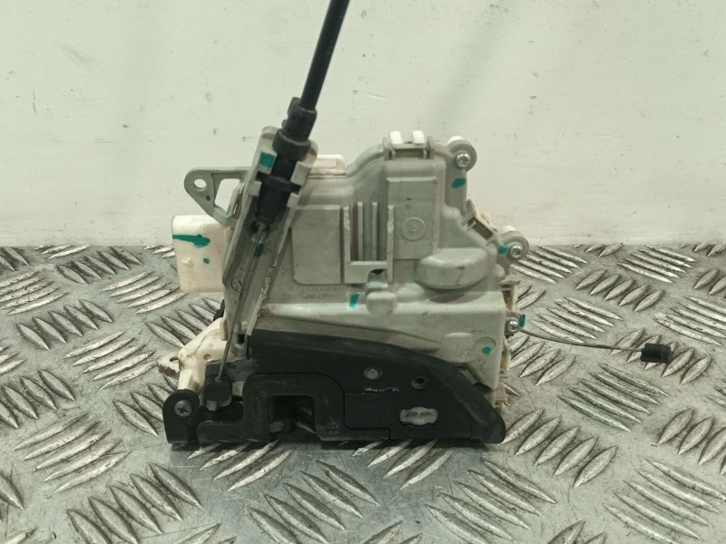 Recambio de cerradura puerta delantera derecha para seat leon (1p1) referencia OEM IAM M12790  