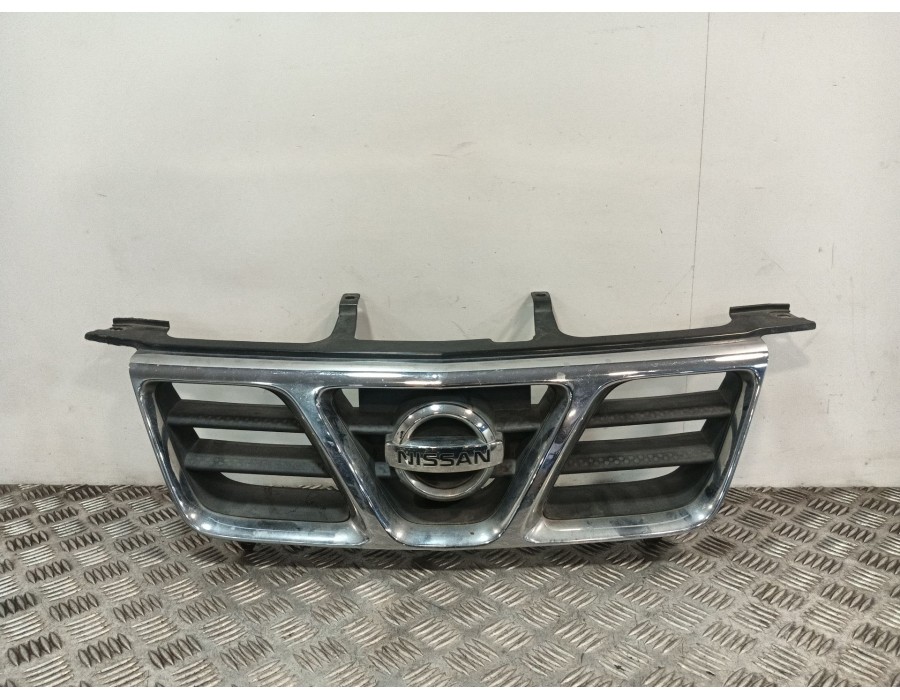 Recambio de rejilla delantera para nissan x-trail i (t30) 2.2 di 4x4 referencia OEM IAM 623108H700 623108H70C 
