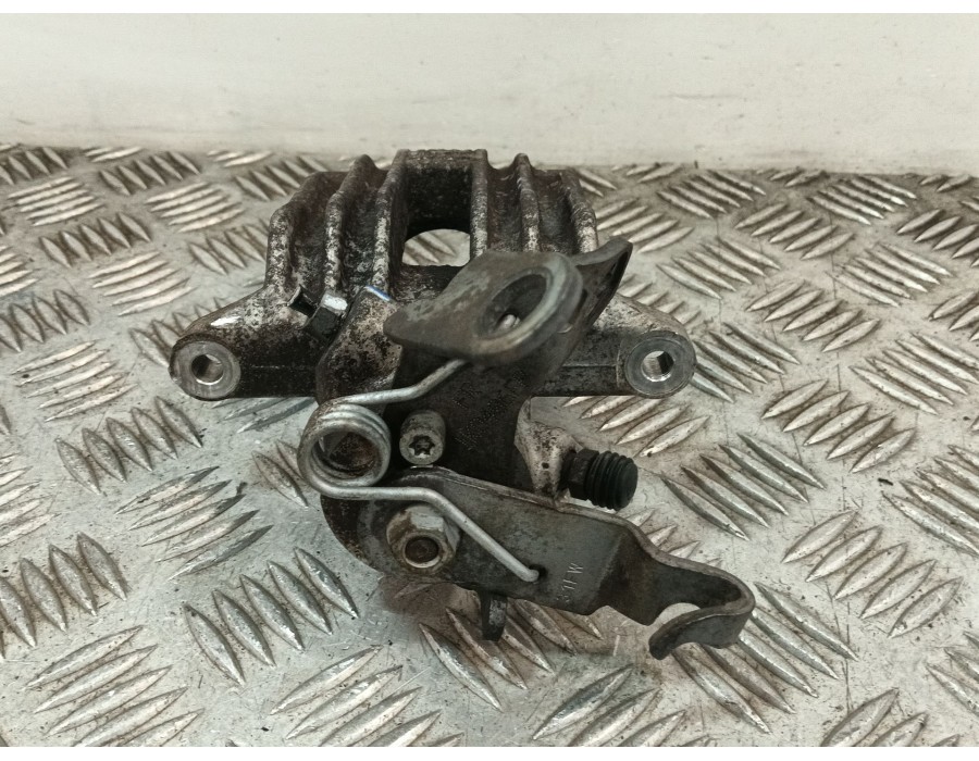 Recambio de pinza freno trasera derecha para volkswagen golf vi (5k1) 1.6 tdi dpf referencia OEM IAM 452F  