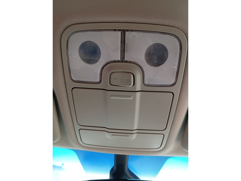 Recambio de luz interior para kia carens iv 1.7 crdi referencia OEM IAM   