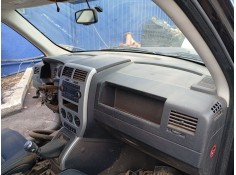 Recambio de salpicadero para jeep patriot 2.0 crd cat referencia OEM IAM    2